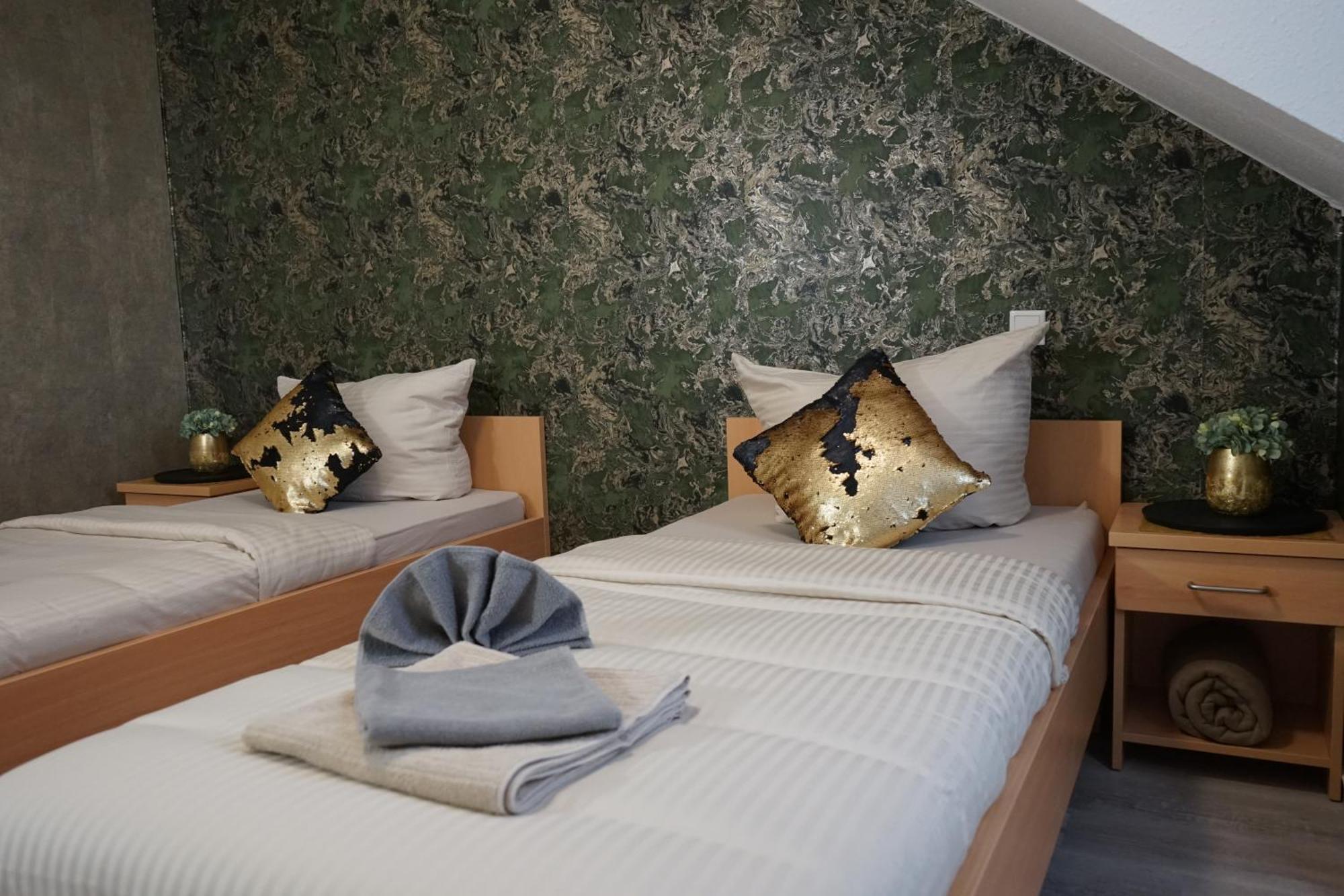 Hotel Hubertushof Lichtenau  ภายนอก รูปภาพ