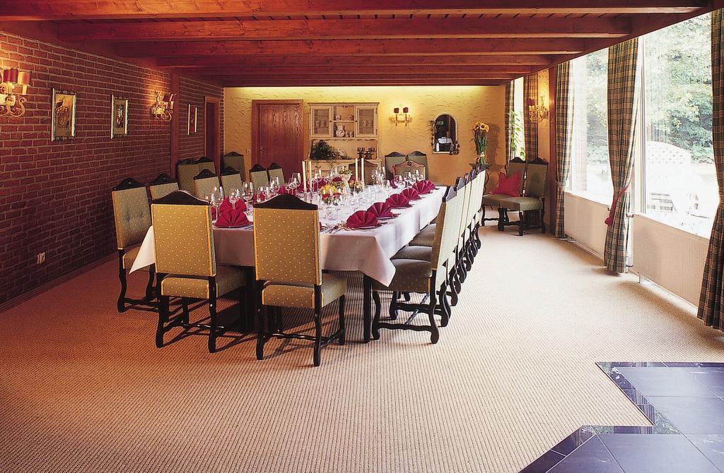 Hotel Hubertushof Lichtenau  ภายนอก รูปภาพ